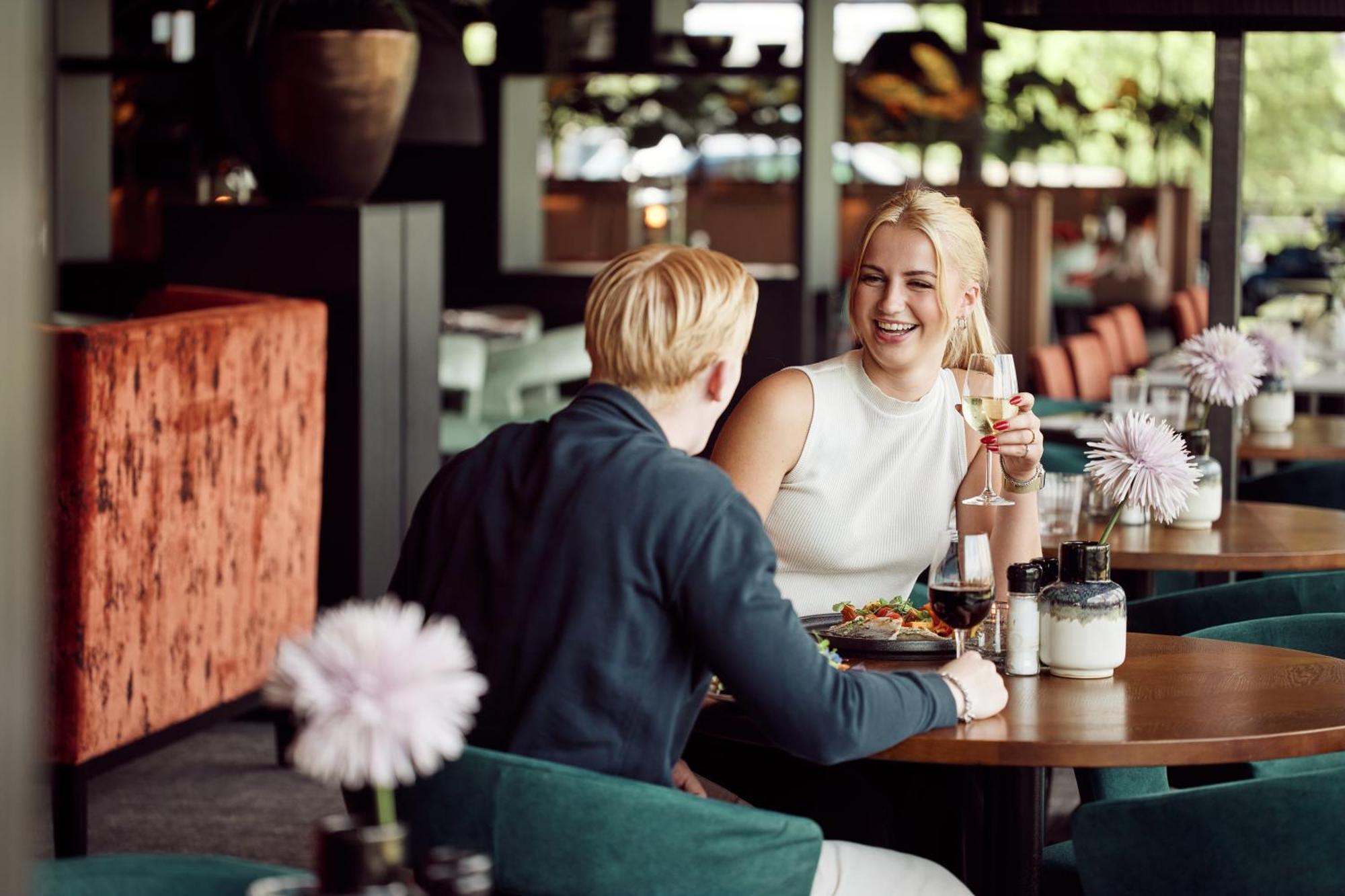 Van Der Valk Hotel Veenendaal Ngoại thất bức ảnh
